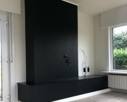 Geverfde kast en binnenmeubel door een professionele schilder